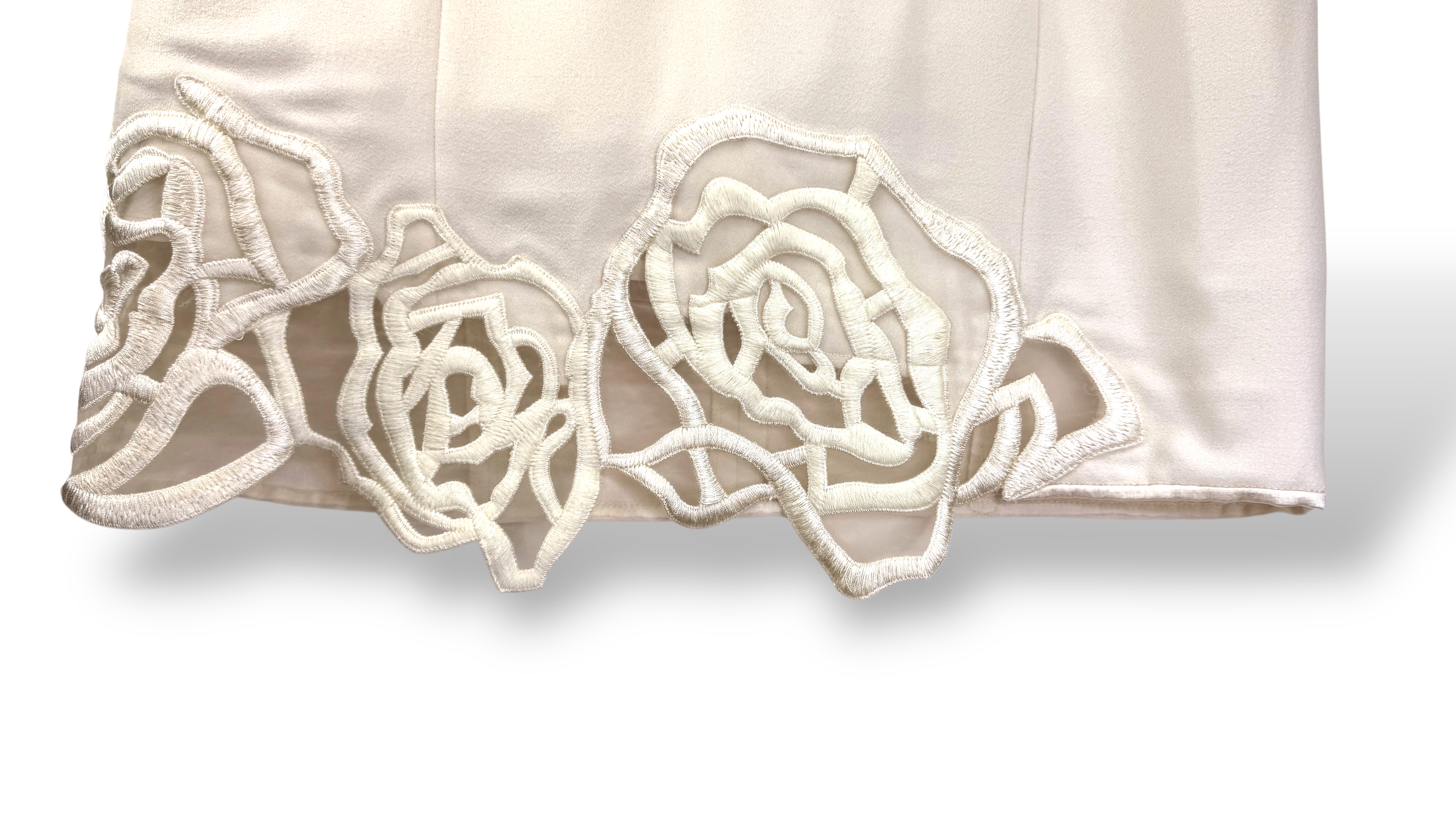 Ivory dress with floral cut-out hem – size 10 | Halston Heritage