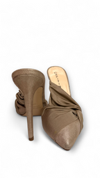 Glitter Fabric Pointed-toe Mules Size 37 – Taupe | CAPITINI